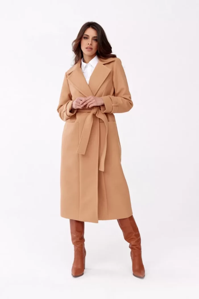 Taillierter langer Mantel mit Reverskragen - Camel – Bild 6