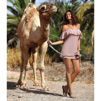 Braune Strandtunika mit Carmenausschnitt