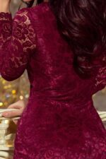 Cocktailkleid aus Spitze in Burgund