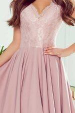 Edles Abendkleid mit Spitze in Altrosa