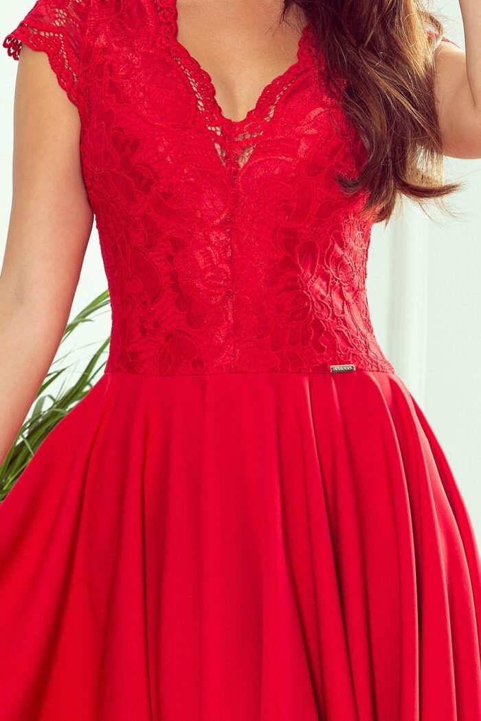 Rotes edles Abendkleid mit Spitzenoberteil