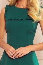 Ärmelloses grünes Sommerkleid