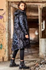 Oversized Parka in glänzendem Schwarz