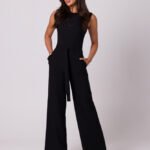 Schwarzer ärmelloser Overall mit weitem Bein