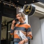 Kuschelig warmer Strickpullover in Herbstfarben