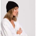 Schwarze warme Zopfstrickmütze – Bild 2