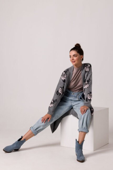 Hellgraue lange Jacquard Strickjacke mit Rosenmuster