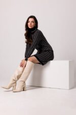 Schwarzer langer Rollkragenpullover - Mini Pulloverkleid