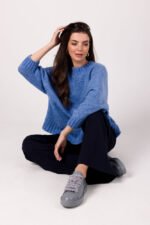 Blauer Rundhals Pullover mit Fledermausärmel