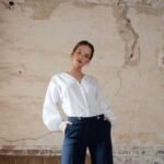 Weisse Bluse mit Bishop Ärmeln