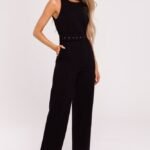 Schwarzer ärmelloser Overall mit Gürtel