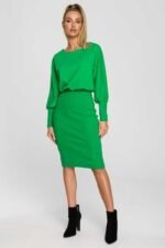 Grünes Kleid mit Bleistiftrock