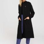 Schwarze Longline Sweatjacke mit Gehschlitz