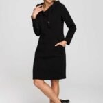 Schwarzes Sweatshirtkleid mit asymmetrischer Tasche