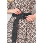 Schwarzer Flechtgürtel mit runder Schnalle