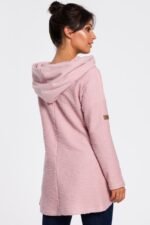 Asymmetrischer Pullover mit weitem Rollkragen