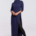 Blaues langes Sweatshirtkleid mit Rollkragen