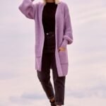 Lange gerippte Grobstrickjacke in Lila