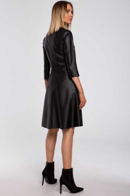 Schwarzes Kunstleder Kleid in A-Linie