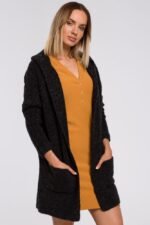 Schwarzer Cardigan im Blazerschnitt