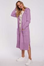 Lange Strickjacke mit Kapuze in Lila