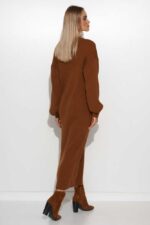 Langes Figurbetonendes Strickkleid in Braun – Bild 4