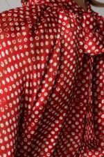 Hochgeschlossene rote Businessbluse Gr. L – Bild 3