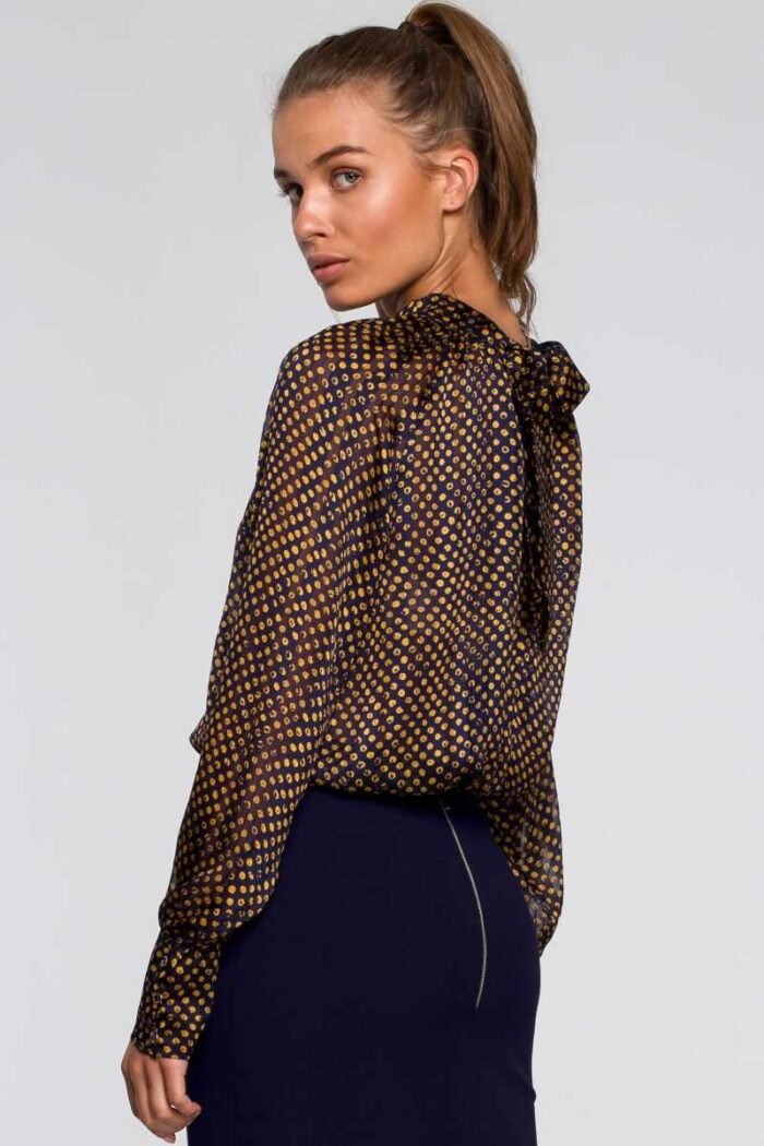 Elegante Damenbluse mit Bindeelement – Bild 2