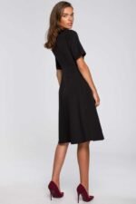 Schwarzes klassisches Businesskleid