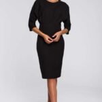 Schwarzes Kleid mit Fledermausärmel Größe M & L