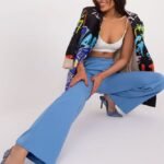 Blaue Damen-Stoffhose - Komfort in Sommerfarbe