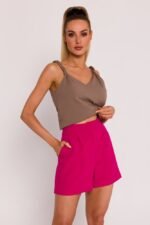 Bequeme Damenshorts mit Falten in Fuchsia