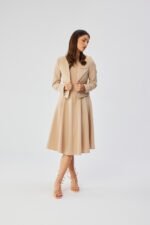 Eleganter Kurzblazer mit offener Front in Beige