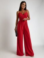 Roter femininer Overall mit weitem Hosenbein – Bild 2