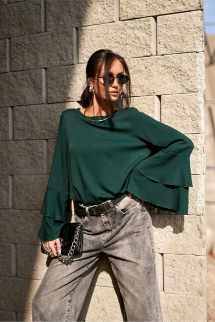 Bluse mit Volantärmeln grün