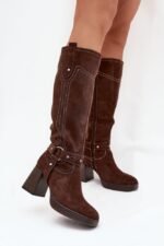 Braune kniehohe Stiefel für Damen